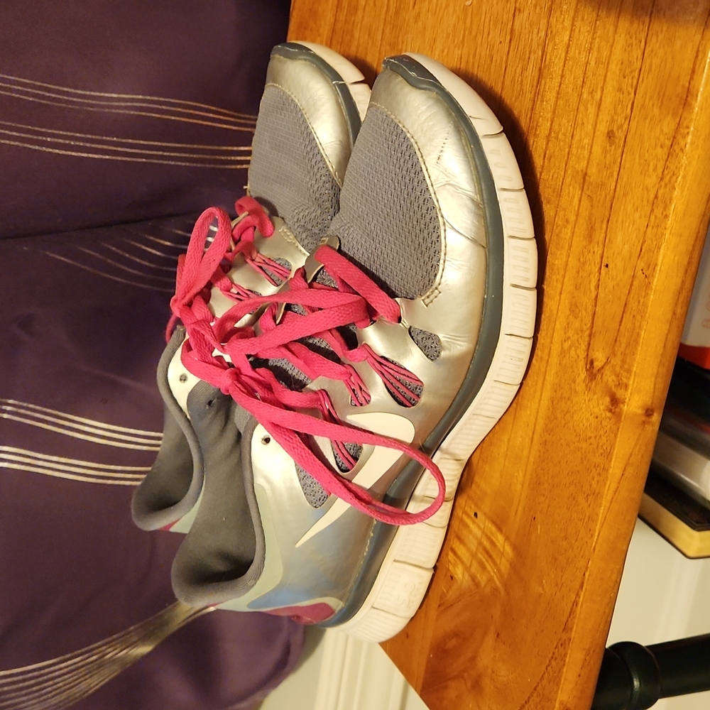 Nike Free 5.0 Running Sneaker